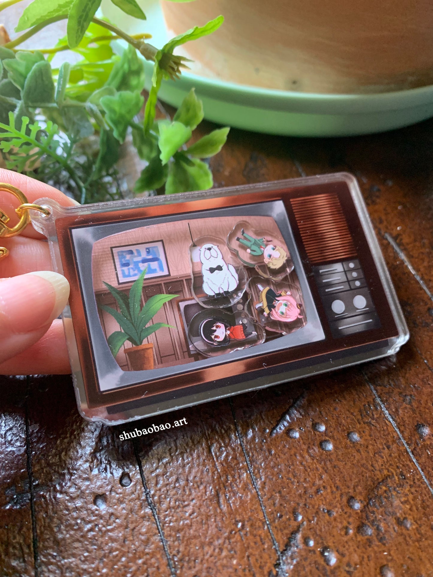 Acrylic Shaker- SpyxFamily